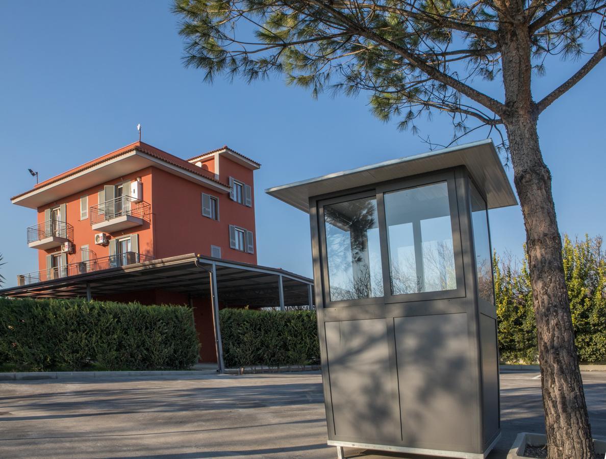 My Svago Hotel Mariglianella Kültér fotó