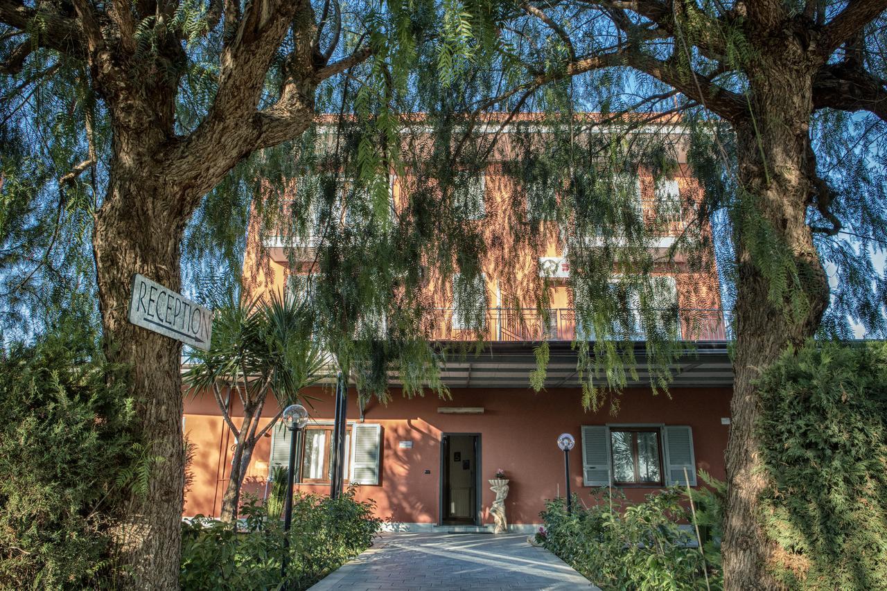 My Svago Hotel Mariglianella Kültér fotó